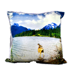 MOUNTAIN DEER Cushion Cover