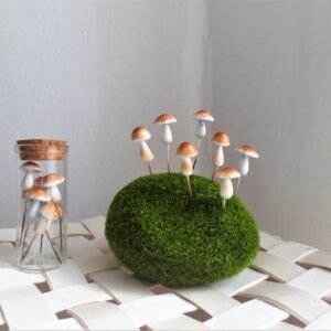 BROWN MUSHROOM: Mini Figurine